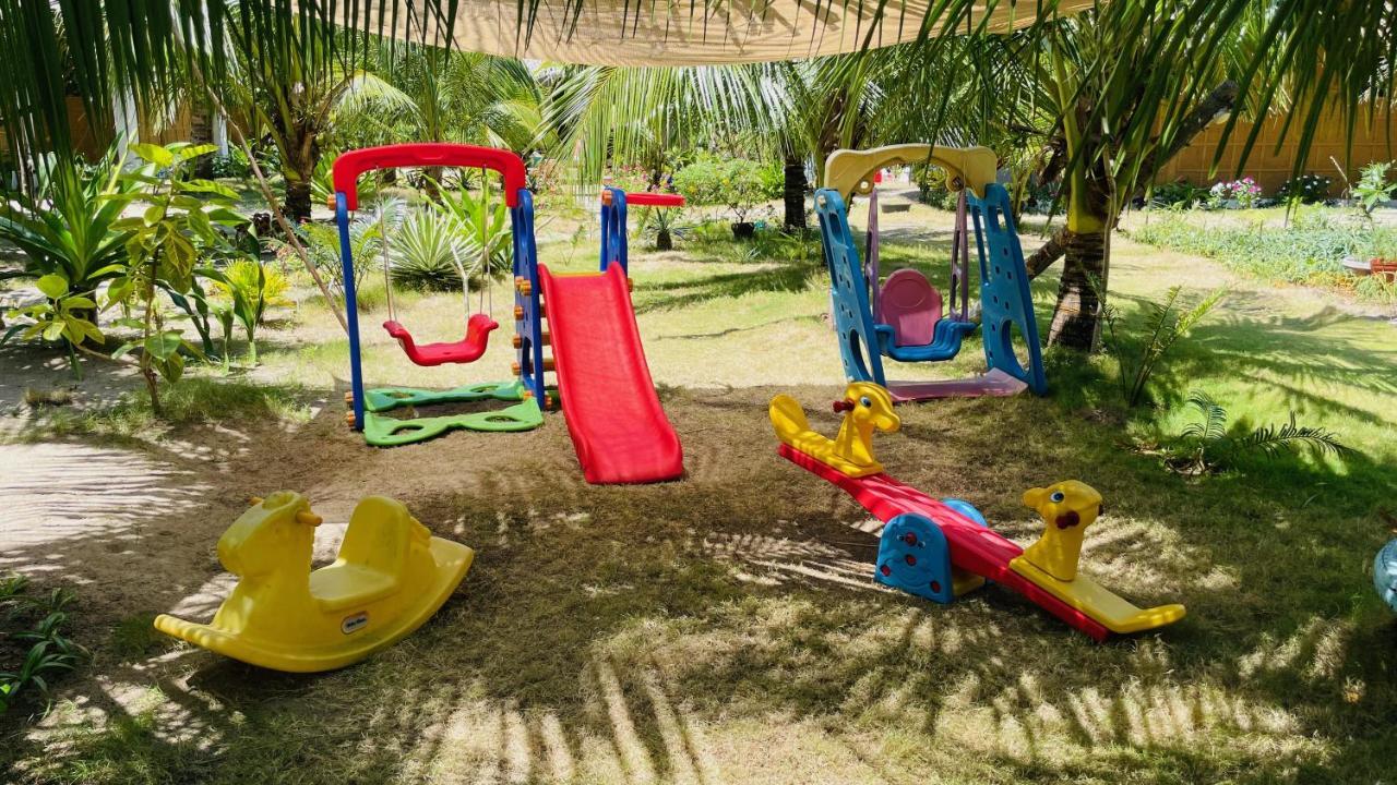 Footprints Beach Resort Agpudlos 외부 사진