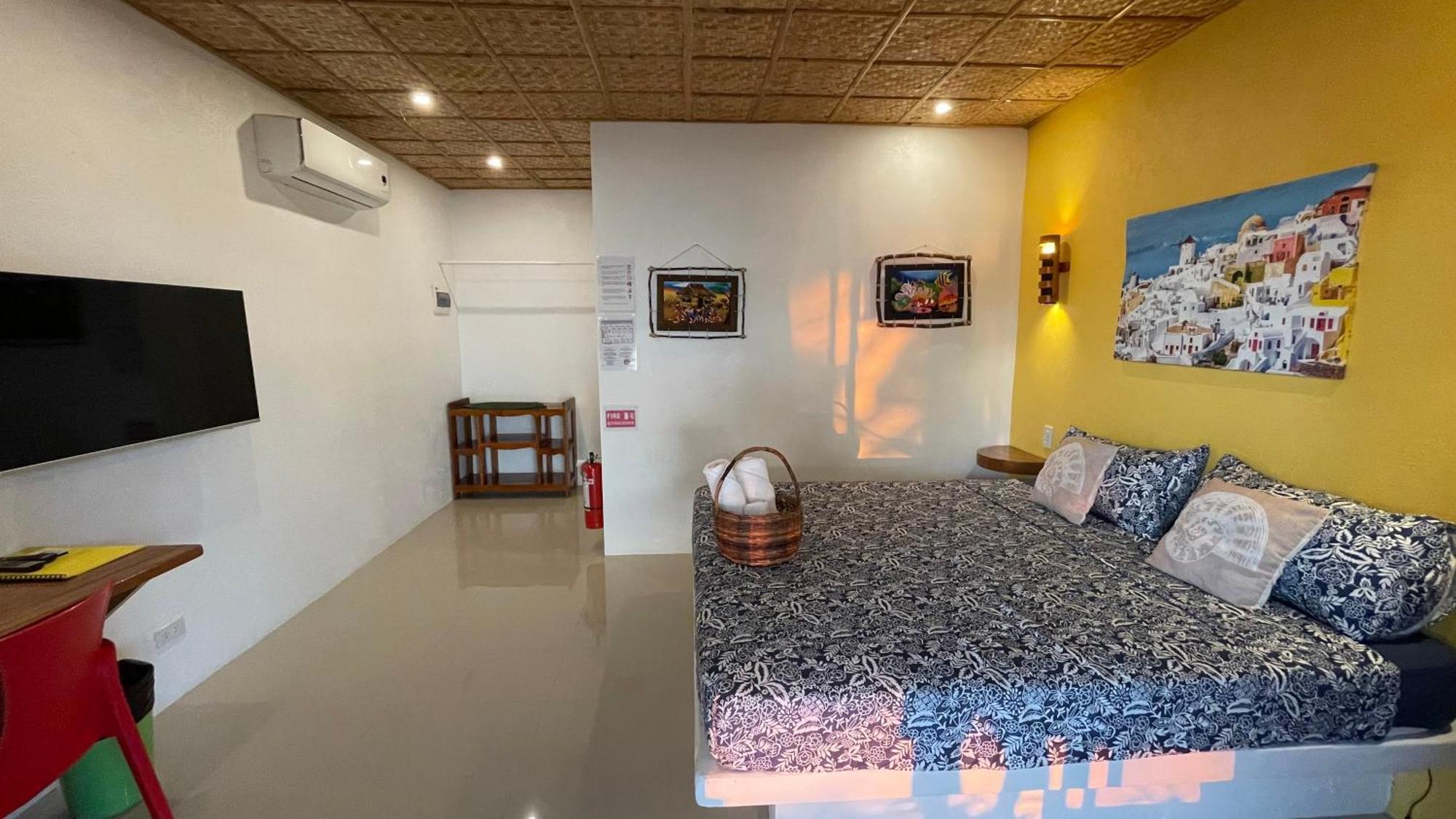 Footprints Beach Resort Agpudlos 외부 사진