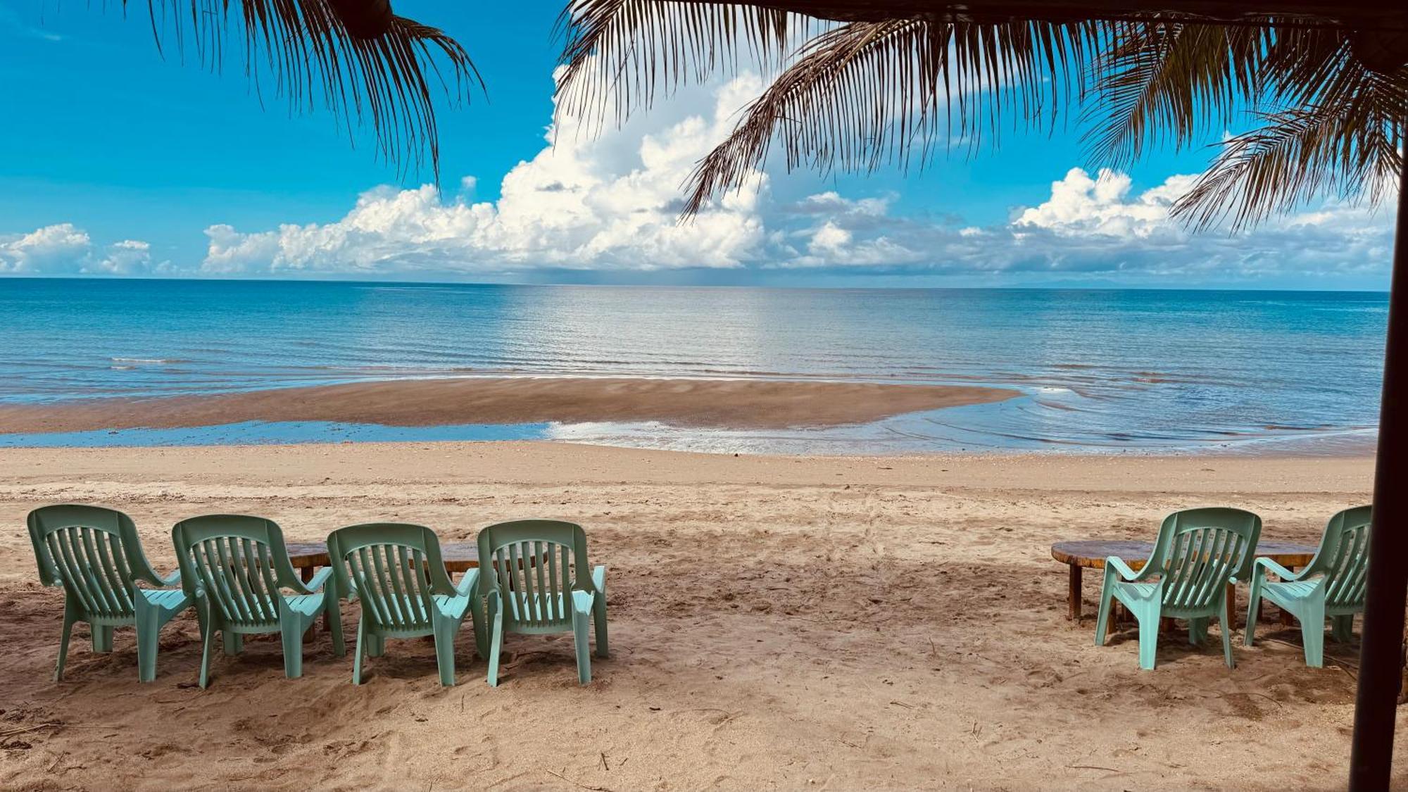 Footprints Beach Resort Agpudlos 외부 사진