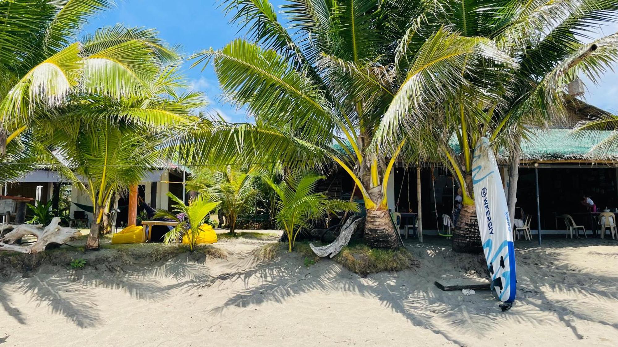 Footprints Beach Resort Agpudlos 외부 사진