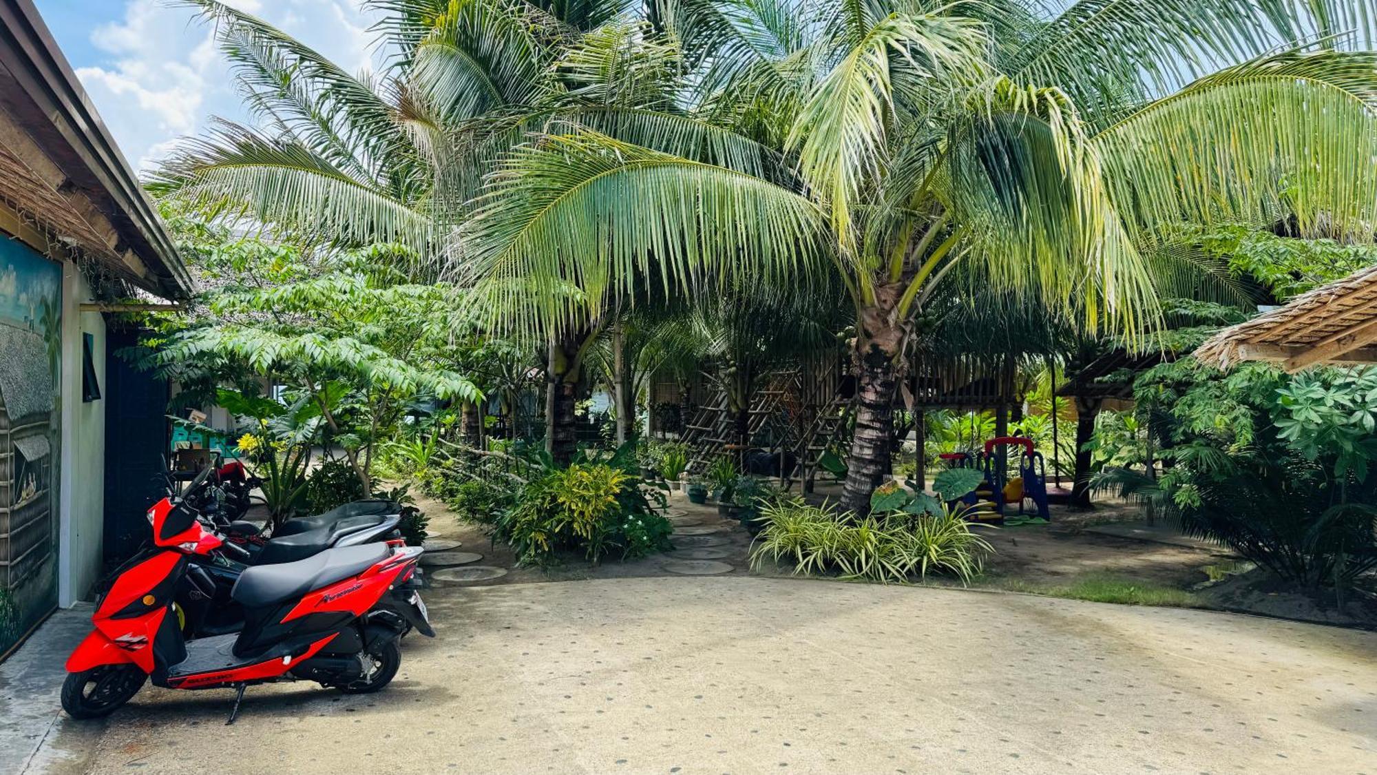 Footprints Beach Resort Agpudlos 외부 사진