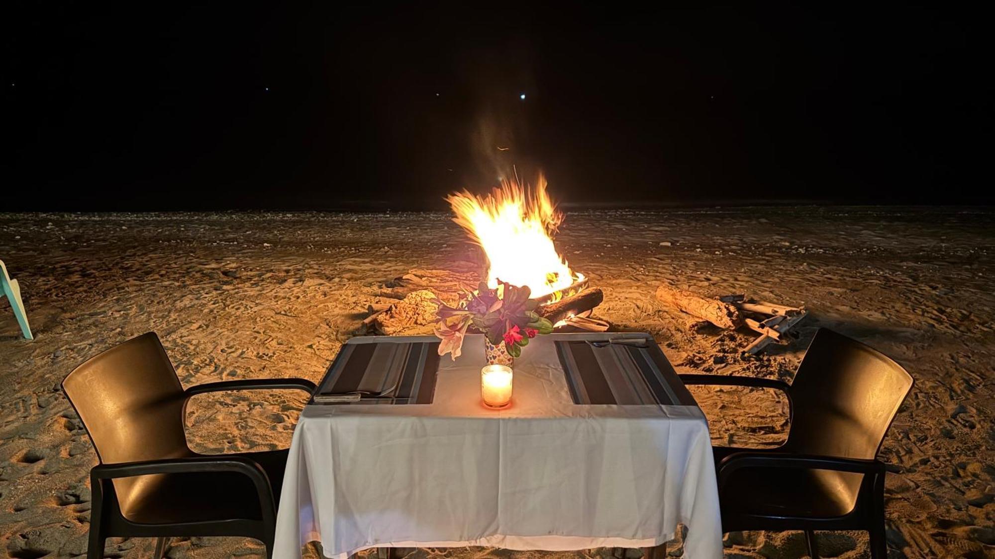 Footprints Beach Resort Agpudlos 외부 사진