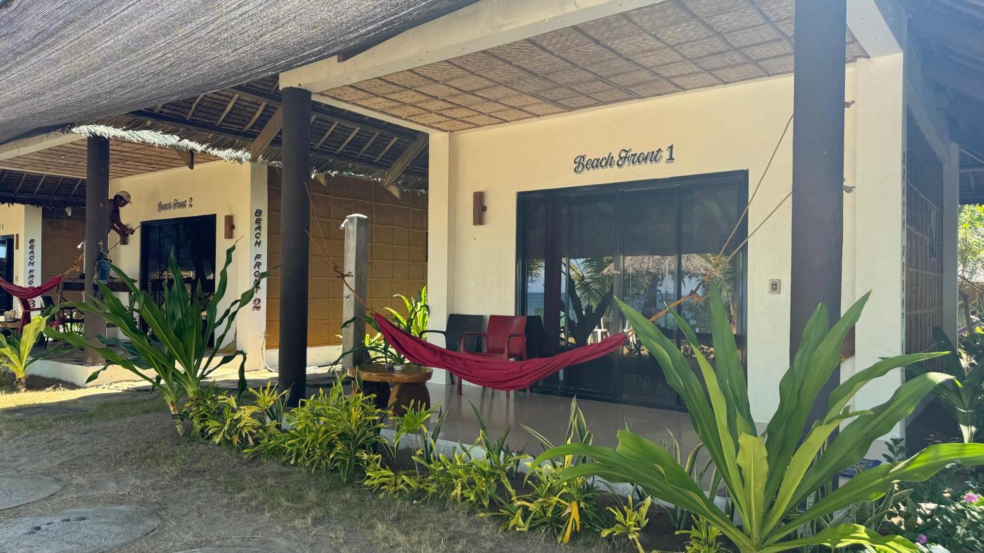 Footprints Beach Resort Agpudlos 외부 사진