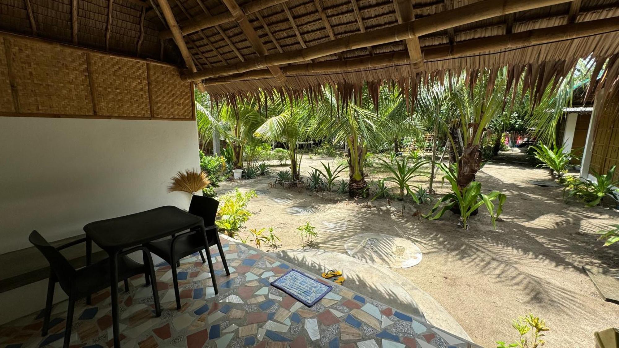 Footprints Beach Resort Agpudlos 외부 사진