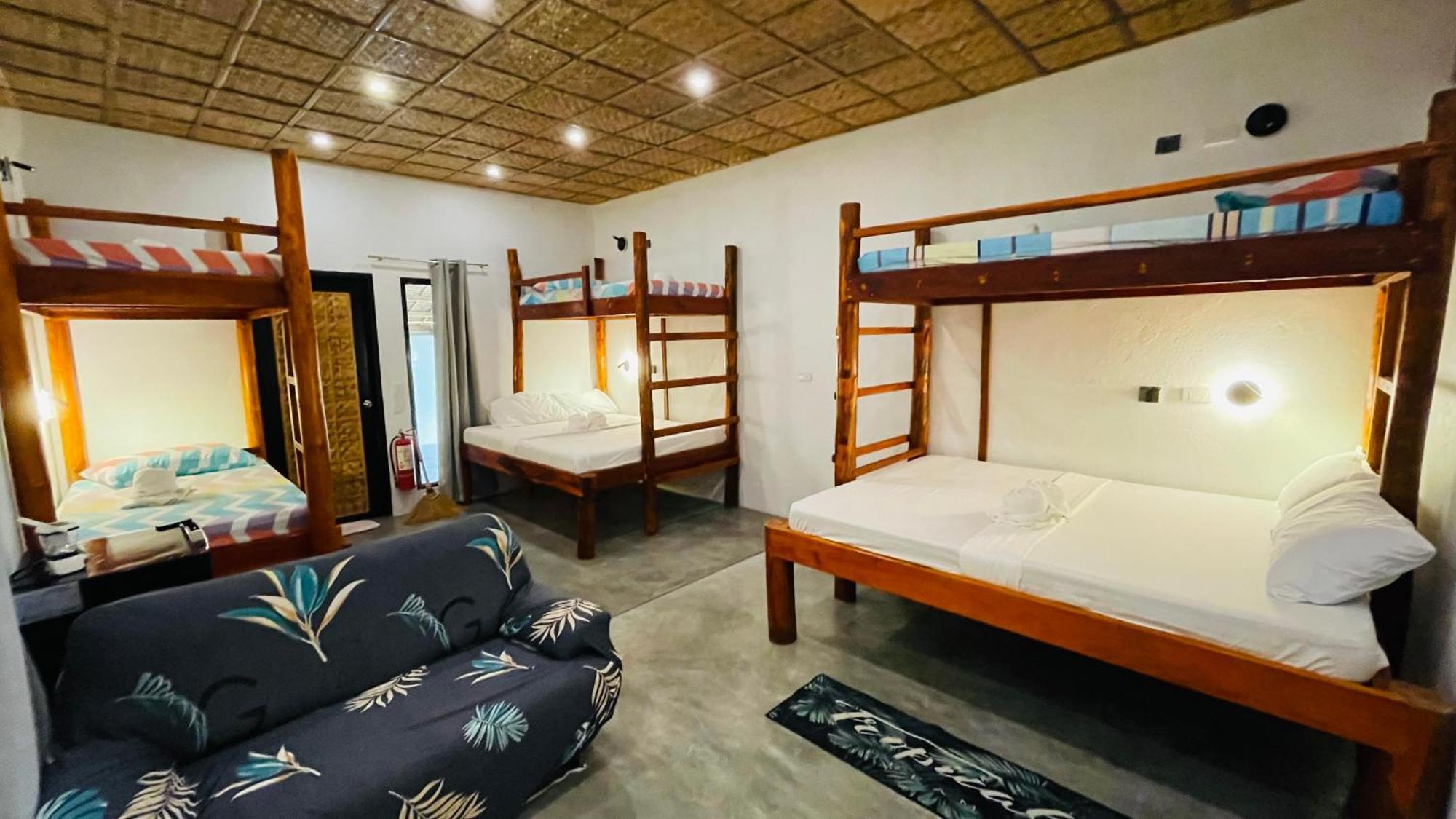 Footprints Beach Resort Agpudlos 외부 사진