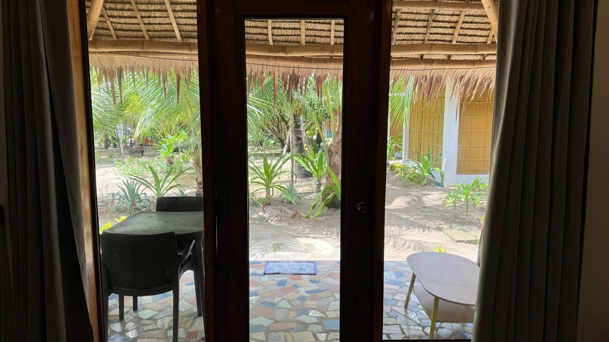 Footprints Beach Resort Agpudlos 외부 사진